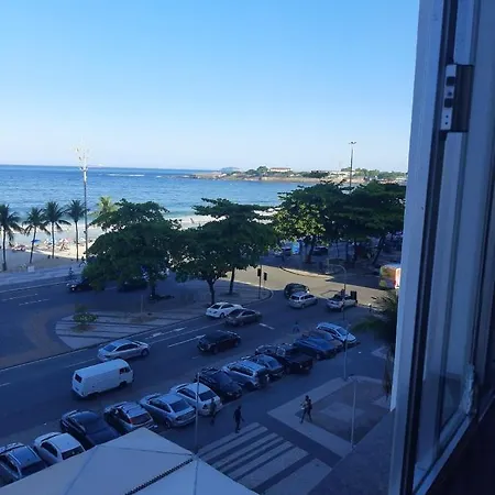 Real Apartments 391 - Beach Front Copacabana For Families And Groups